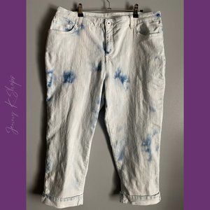 Style & Co | White with Blue Starburst Tie-Die Curvy Capri Jeans | Size: 16